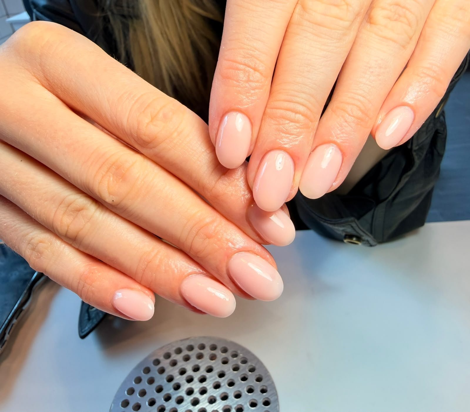Alari Studio nail work